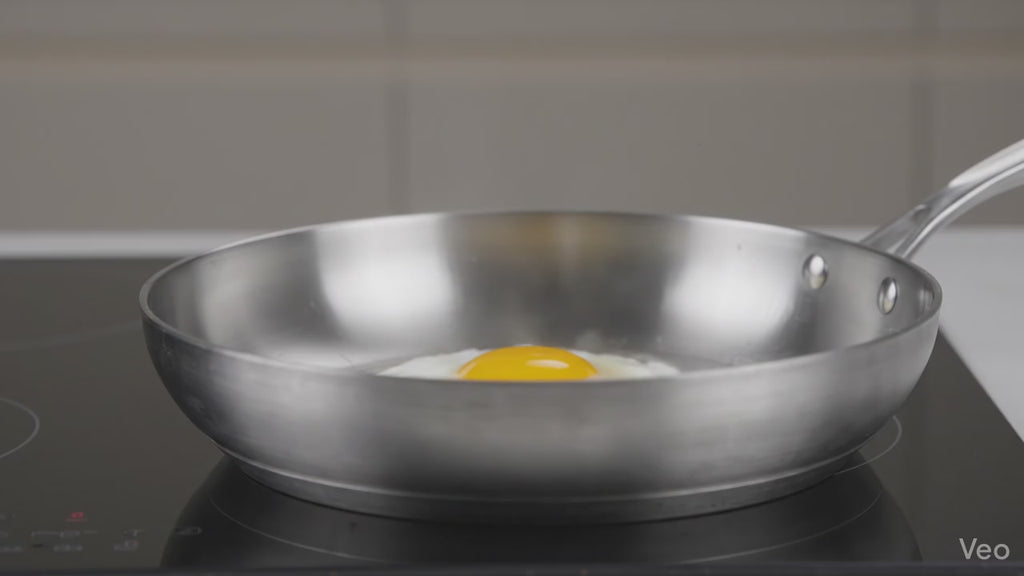 Vidéo cuisson oeuf sur poêle inox CUISIPURE sans revêtement antiadhésif naturel